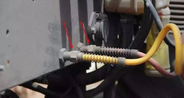 info-600-321 info-600-321